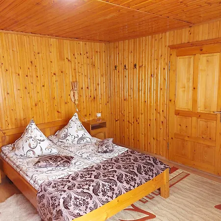 B&B Pensiunea La Mogan